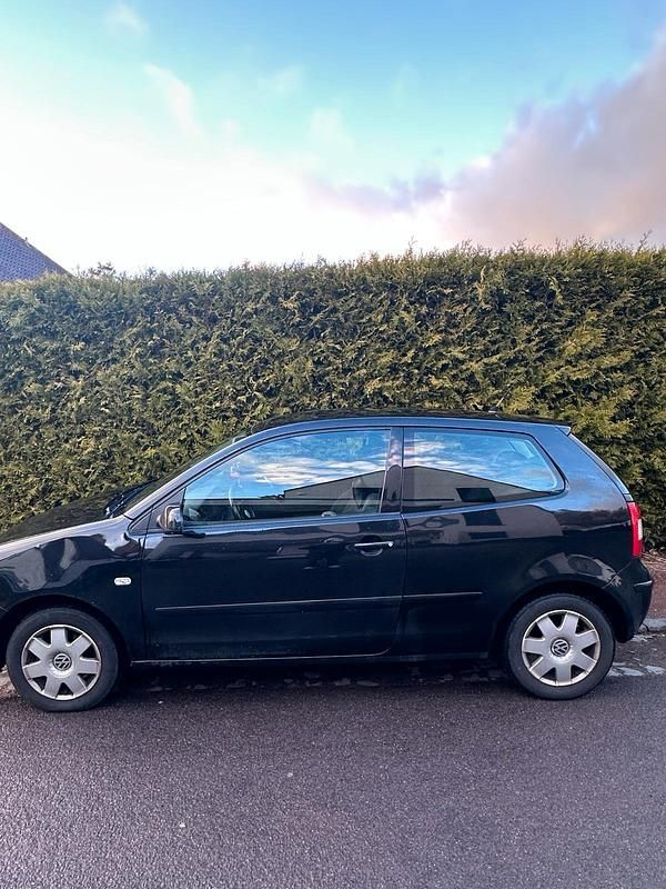 Gebraucht VW Polo 101 PS (74 kW) 2002 Schwarz Coupé