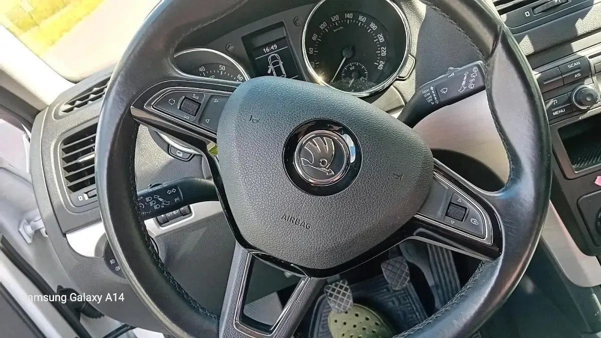 Gebraucht Skoda Yeti 122 PS (89 kW) 2014 Weiß SUV