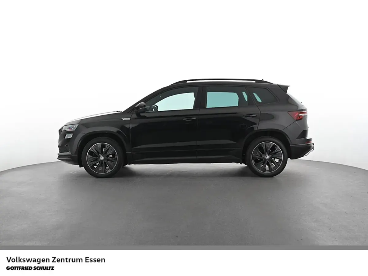 Gebraucht Skoda Karoq SportLine 150 PS (110 kW) 2023 Schwarz SUV