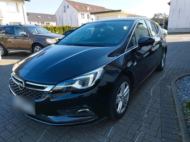 Gebraucht Opel Astra 150 PS (110 kW) 2017 Schwarz Kleinwagen