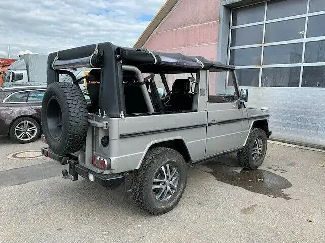 Gebraucht Mercedes G250 92 PS (67 kW) 1992 Grau SUV