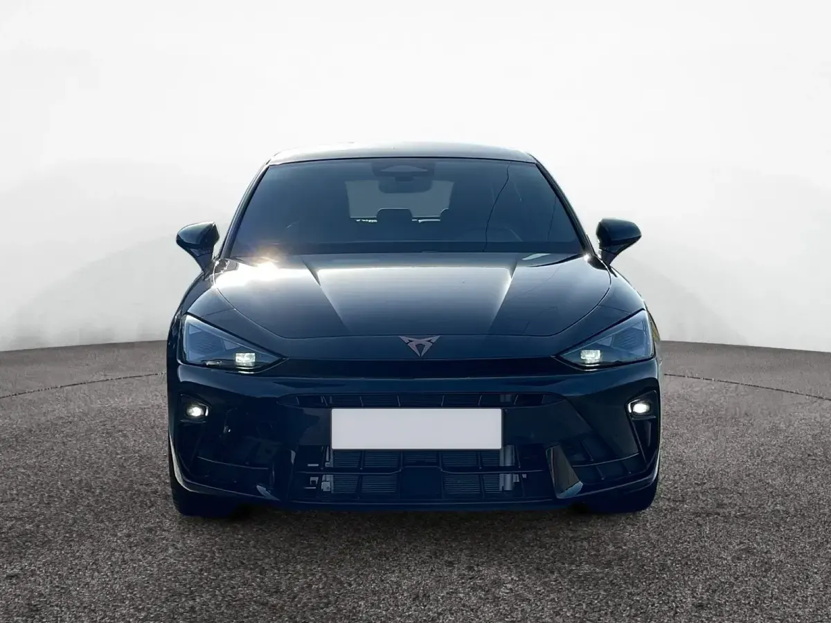 Usata Cupra Leon 150 CV (110 kW) 2025 Nero Berlina