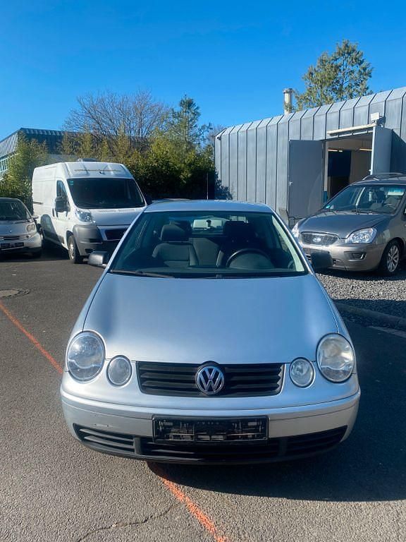 Gebraucht VW Polo Basis 75 PS (55 kW) 2003 Limousine