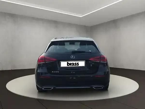 Gebraucht Mercedes A220 Progressive 190 PS (139 kW) 2019 Kosmosschwarz  metalliclack Limousine