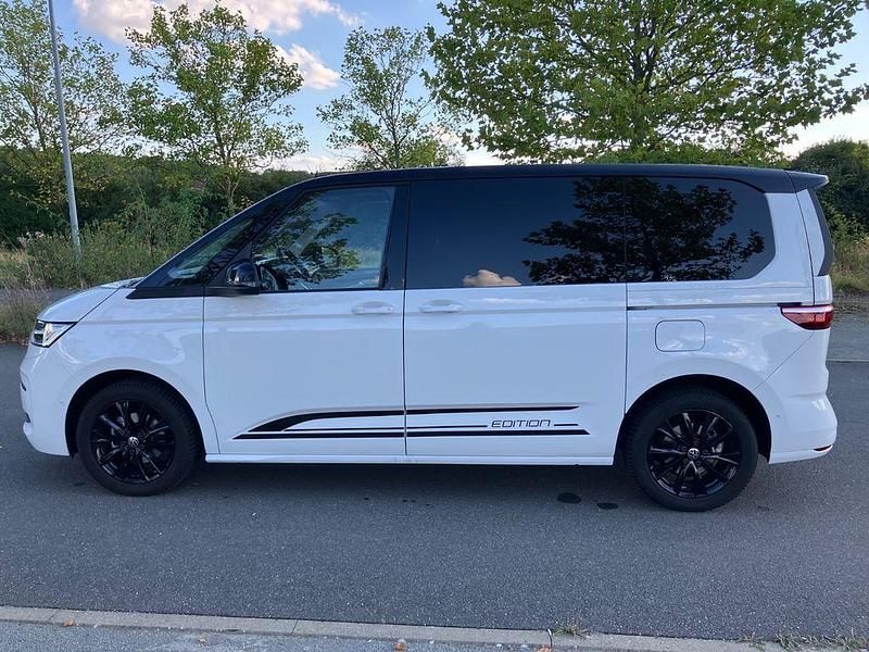Weiß Gebraucht 2024 VW T7 Edition Van | 57.990 € (Fairer Preis) - Bild 1/4