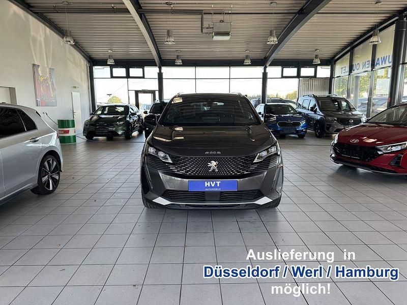 Grau Gebraucht 2024 Peugeot 5008 GTi Van / Kleinbus | 28.590 € - Bild 1/4