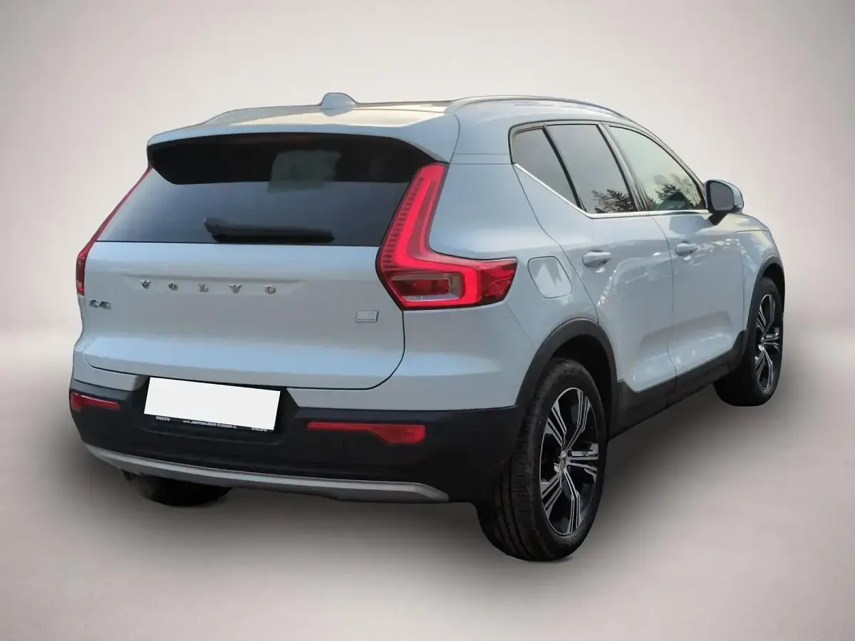 Gebraucht Volvo XC40 Inscription 261 PS (191 kW) 2021 Manufacturer SUV