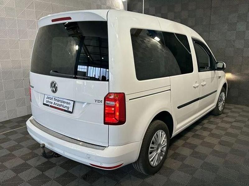Gebraucht VW Caddy Trendline 102 PS (75 kW) 2016 Weiß Van / Kleinbus
