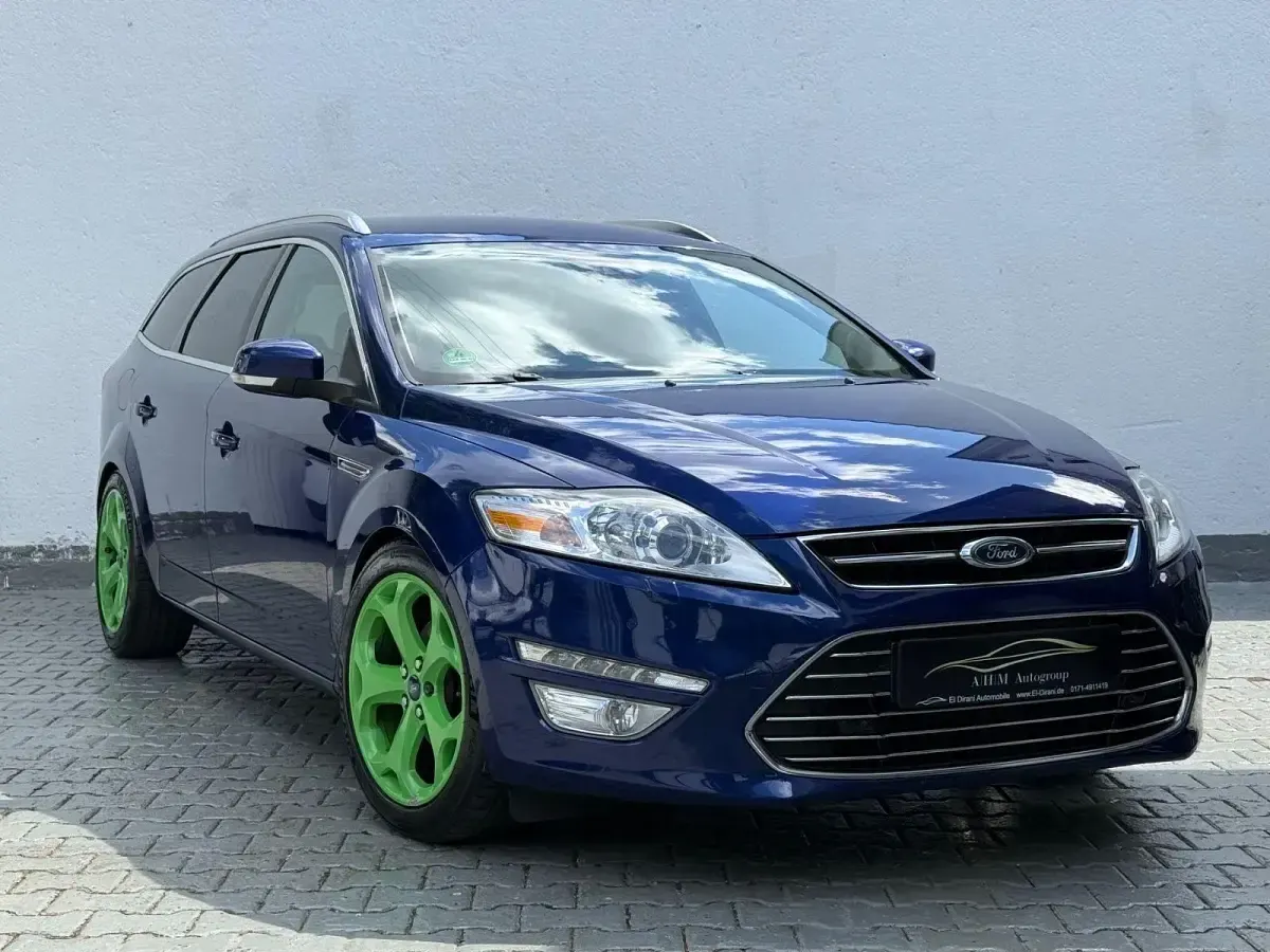 Usado Ford Mondeo Titanium 163 CV (119 kW) 2014 Azul Familiar