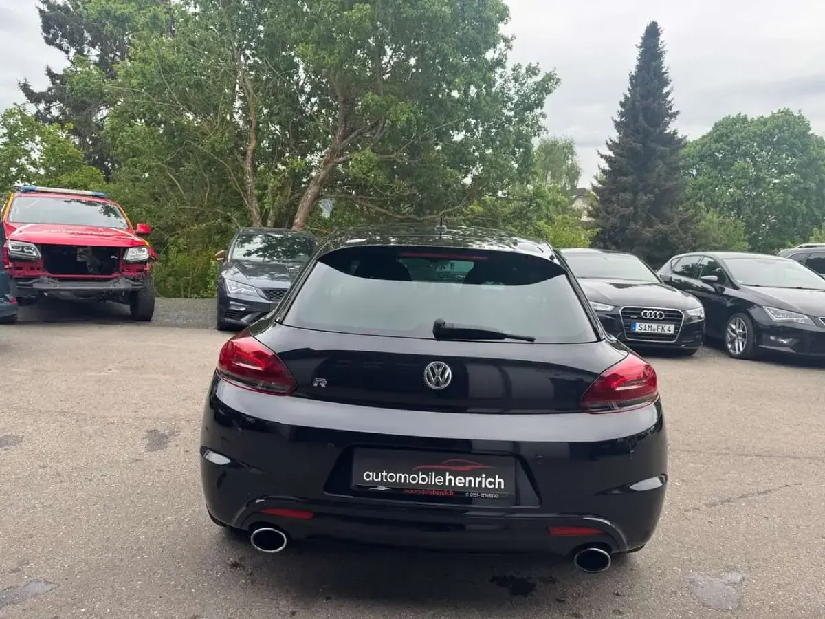 Gebraucht VW Scirocco R 265 PS (194 kW) 2011 Deep black perleffekt Coupé