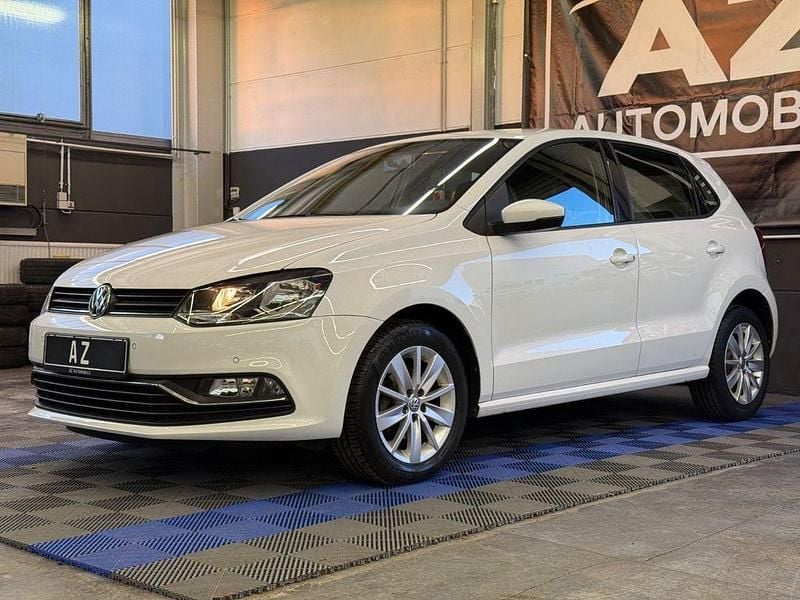 Gebraucht VW Polo Comfortline 90 PS (66 kW) 2015 Weiß Limousine
