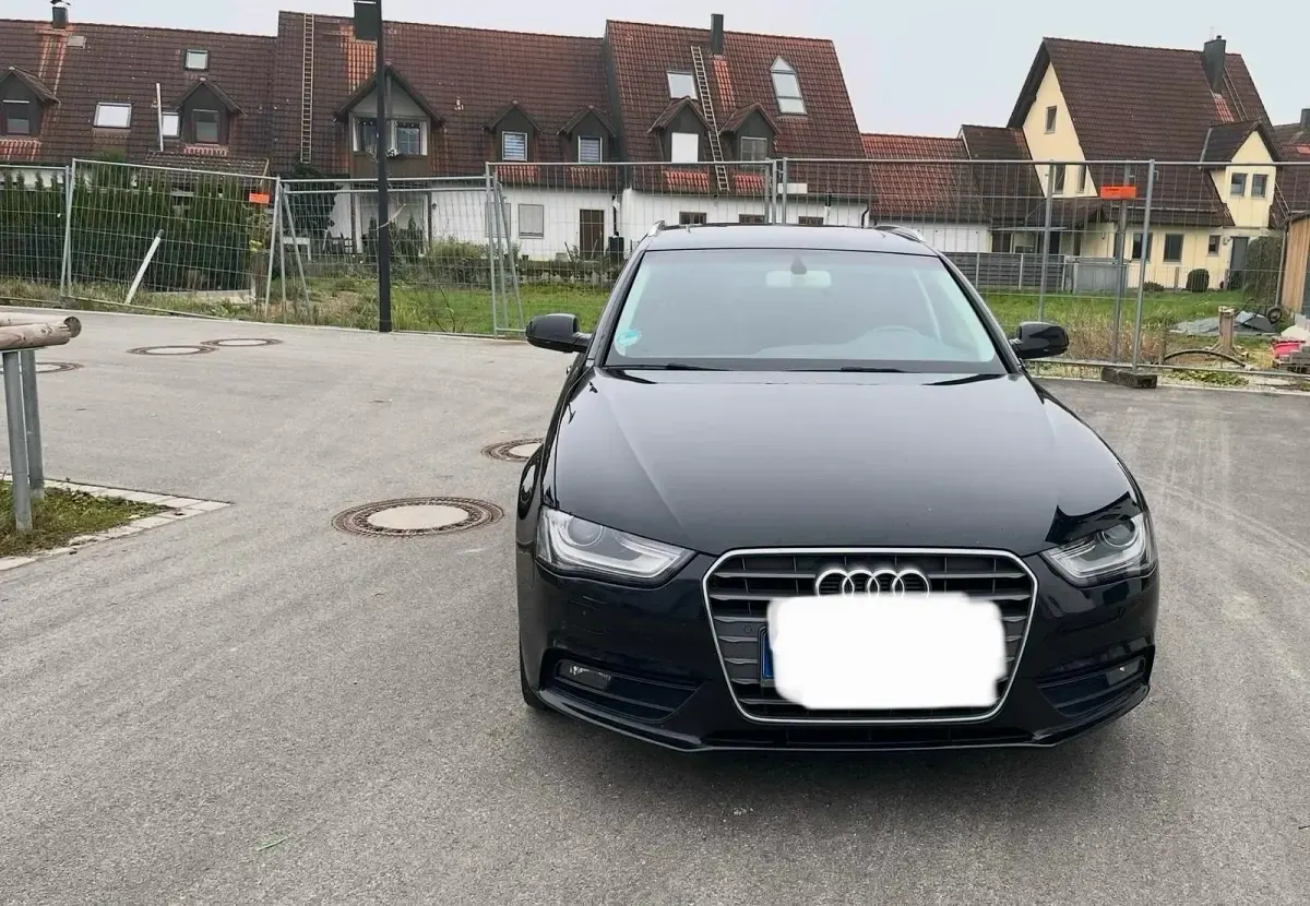 Używany Audi A4 150 KM (110 kW) 2015 Czarny Kombi