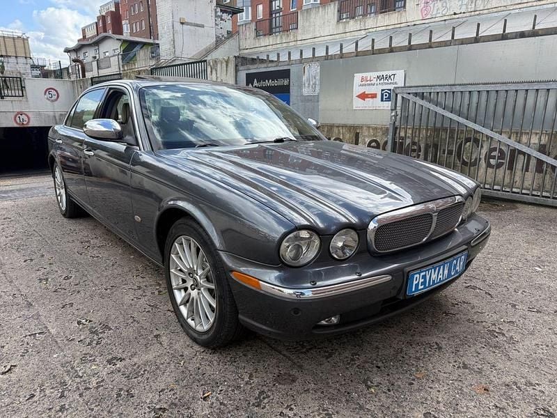 Second-hand Jaguar XJ 207 CP (152 kW) 2007 Gri Berlinǎ