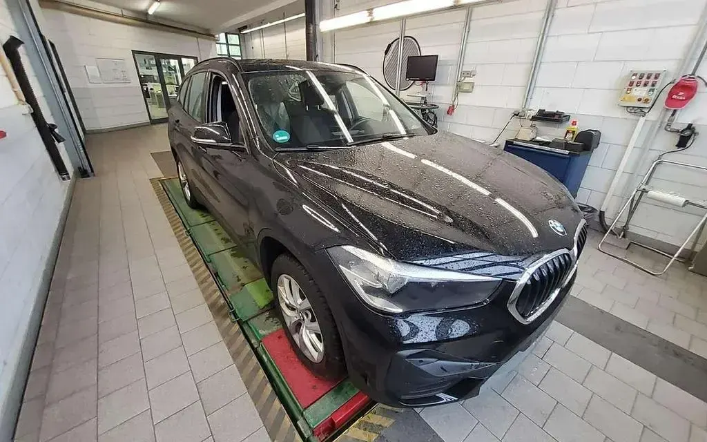 Gebraucht BMW X1 Advantage 150 PS (110 kW) 2021 Schwarz SUV