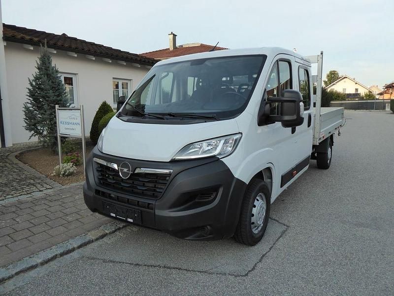 Weiß Gebraucht 2023 Opel Movano Van | 19.900 € (Superpreis) - Bild 1/4