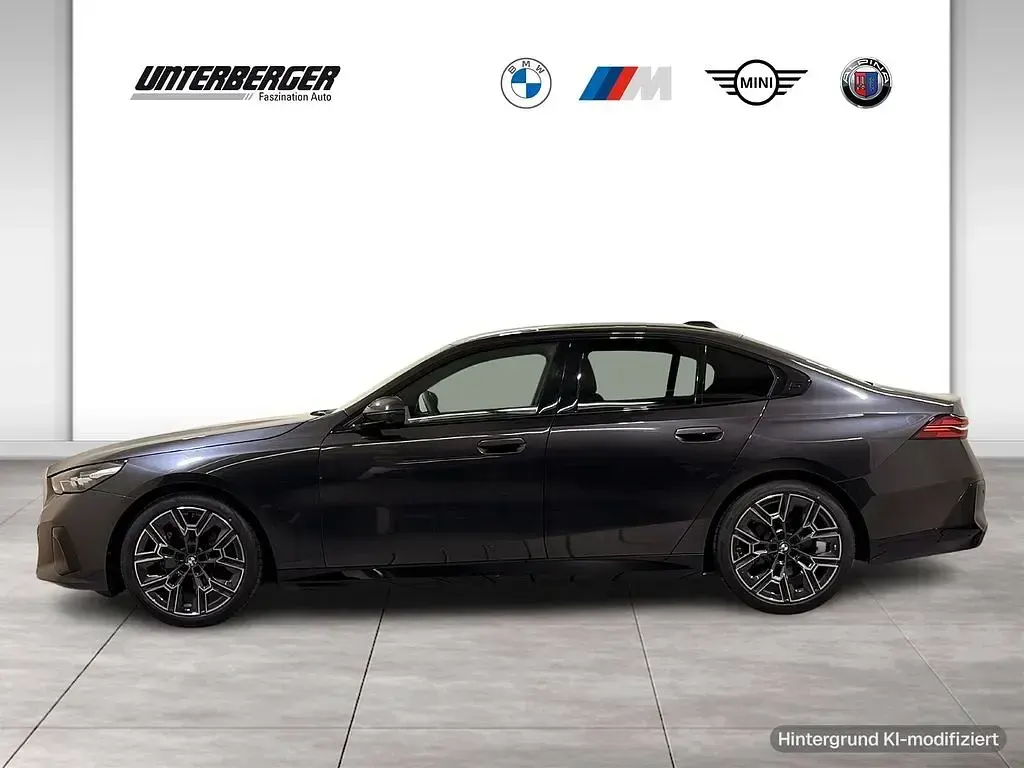Gebraucht BMW 520 M Sport 190 PS (139 kW) 2025 Sophistograu brillanteffekt Limousine