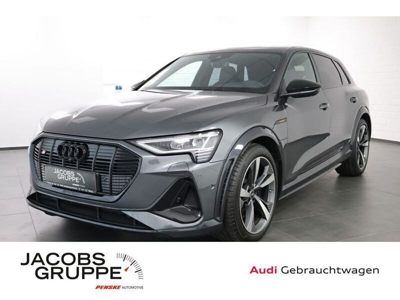 Grau Gebraucht 2022 Audi e-tron Sport SUV | 47.960 € (Guter Preis) - Bild 1/4