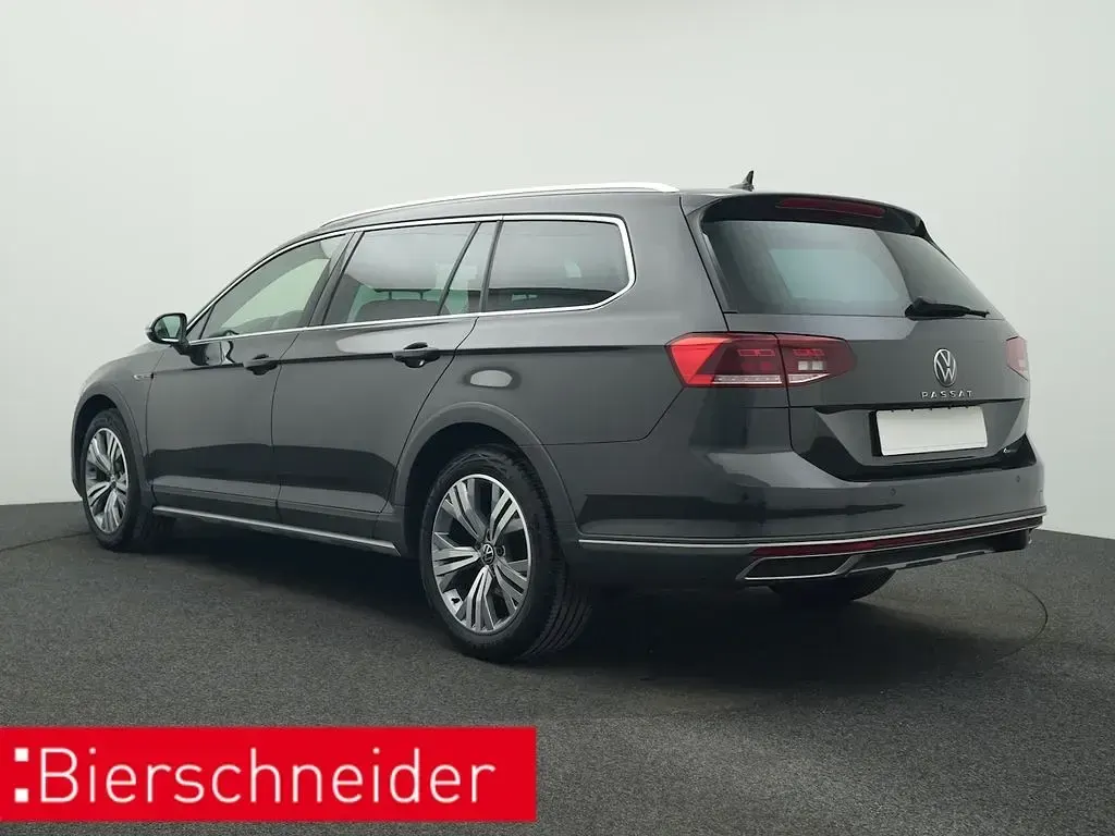 Gebraucht VW Passat Alltrack 200 PS (147 kW) 2023 Grau Kombi