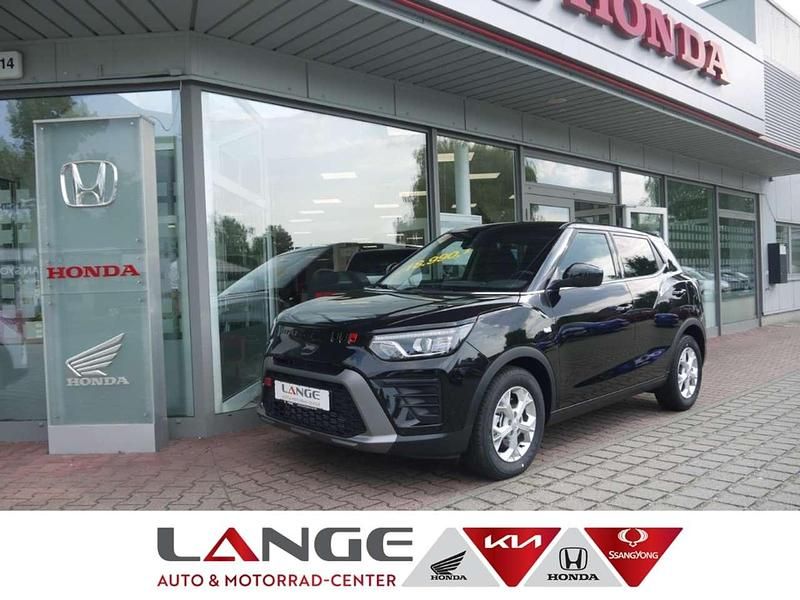 Schwarz Neu 2025 Ssangyong (KGM) Tivoli SUV | 21.590 € - Bild 1/4