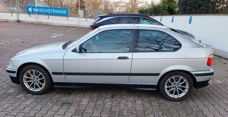 Silber Gebraucht 1998 BMW 316 Coupé | 2.100 € (Superpreis) - Bild 1/4
