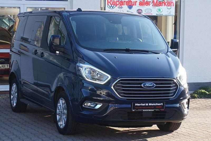 Blau Gebraucht 2021 Ford Tourneo Titanium Van / Kleinbus | 26.990 € (Superpreis) - Bild 1/4