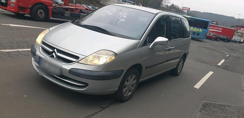 Grau Gebraucht 2004 Citroën C8 Van / Kleinbus | 3.500 € - Bild 1/4
