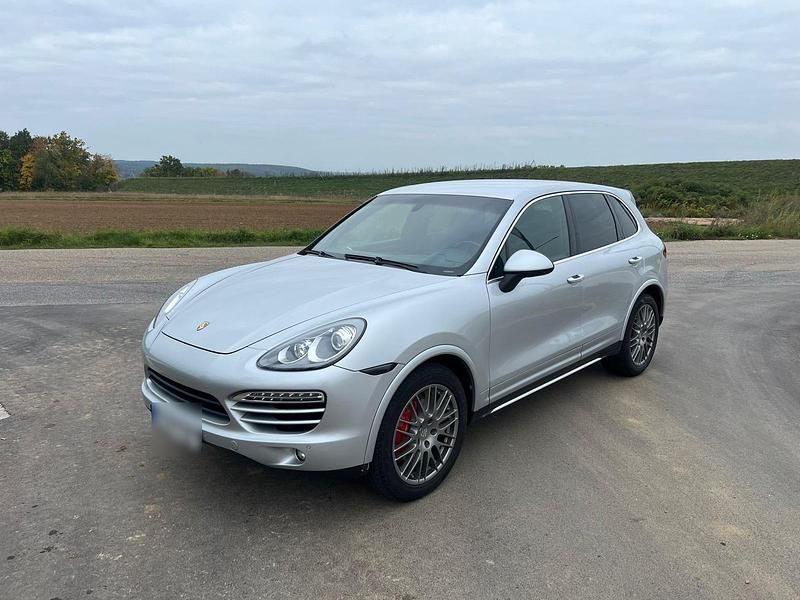 Silber Gebraucht 2013 Porsche Cayenne SUV | 12.900 € (Superpreis) - Bild 1/4