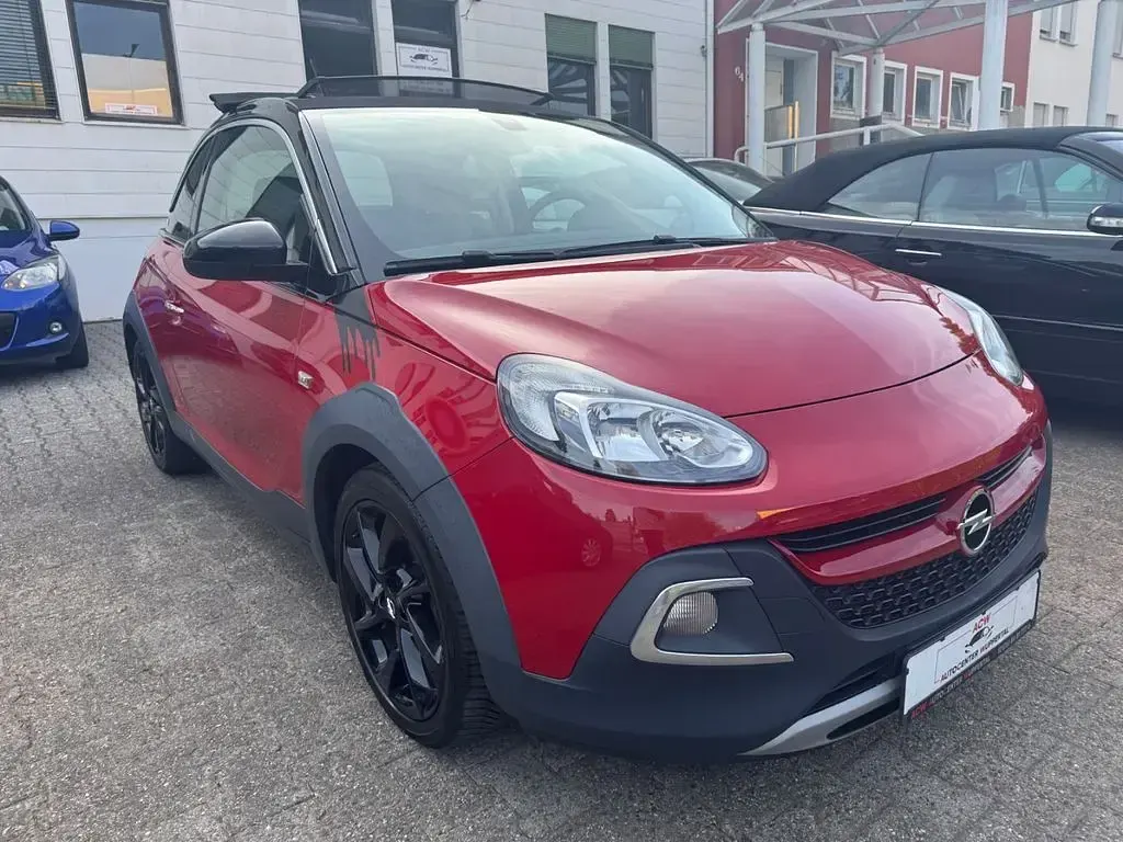 Gebraucht Opel Adam Rocks Rocks 90 PS (66 kW) 2015 Rot Kleinwagen