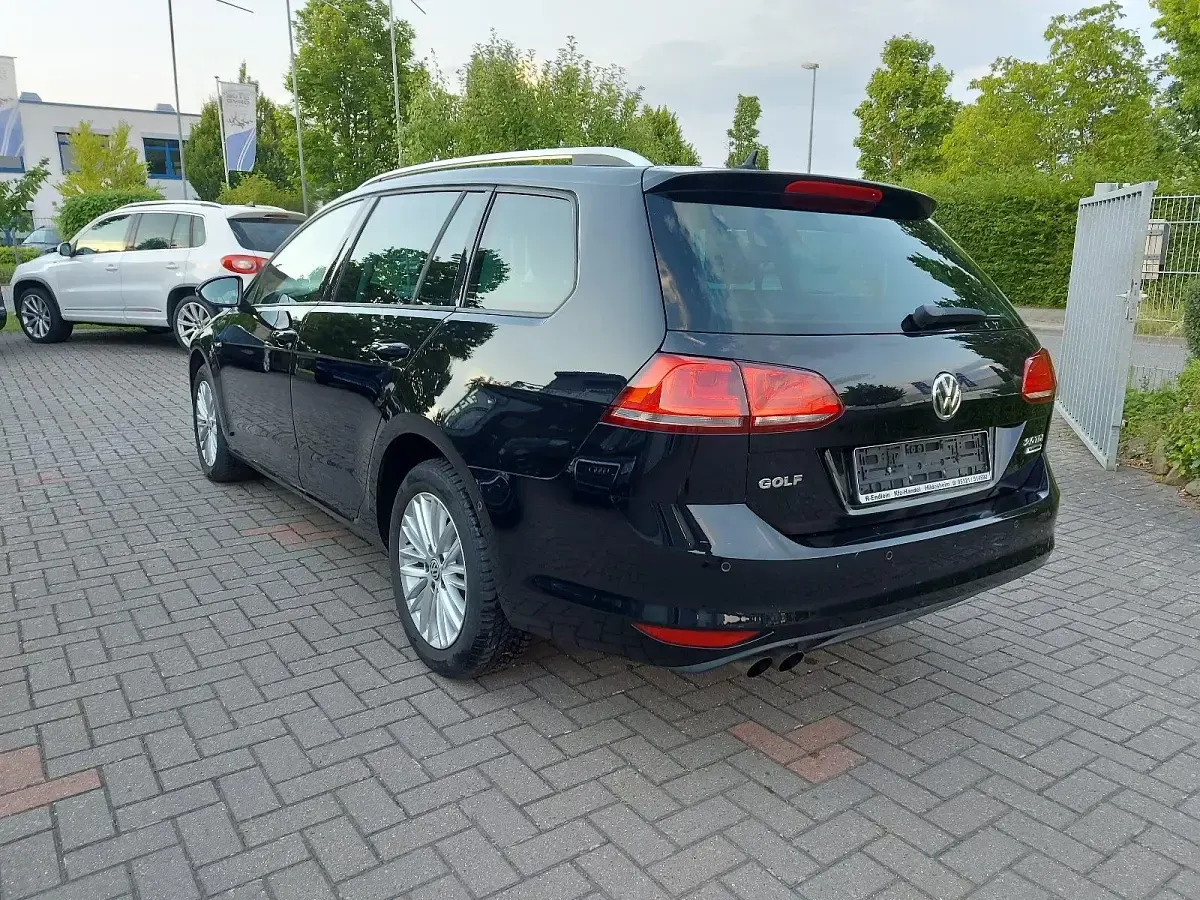 Gebraucht VW Golf VII Cup 150 PS (110 kW) 2014 Deep black perleffekt Kombi