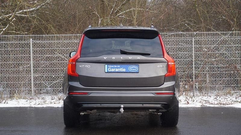 Gebraucht Volvo XC90 Plus 235 PS (172 kW) 2023 Grau SUV