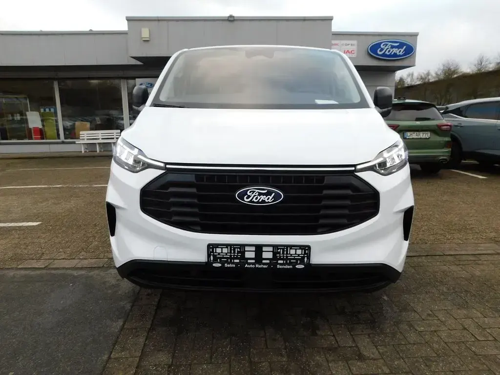 Neu Ford Transit Custom 136 PS (100 kW) 2026 Weiß Limousine