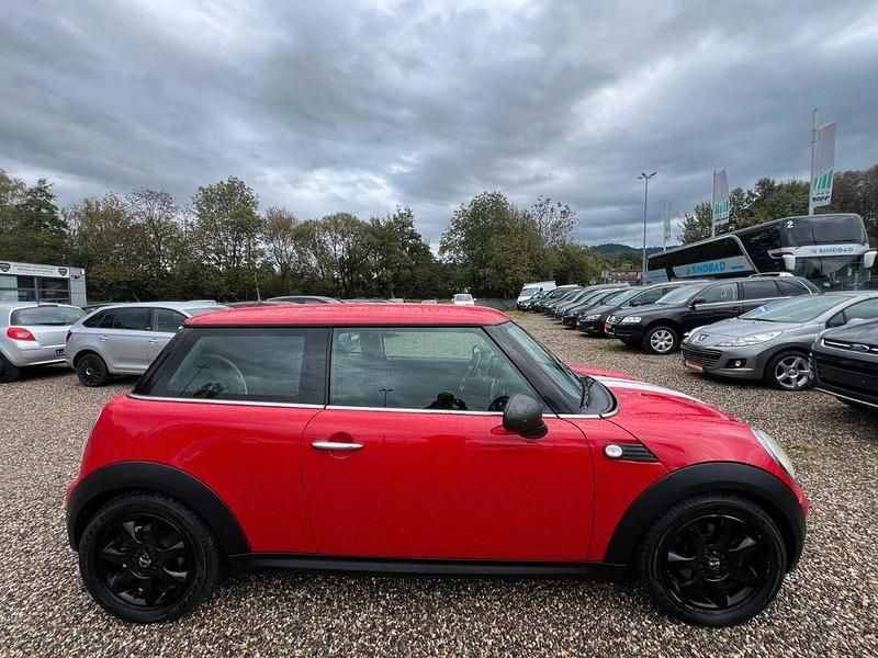 Gebraucht Mini ONE 95 PS (69 kW) 2009 Rot Kleinwagen