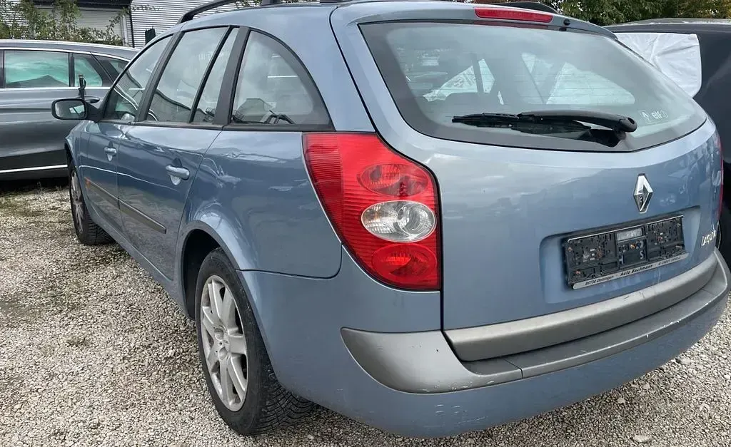 Gebraucht Renault Laguna II 120 PS (88 kW) 2004 Silber Limousine