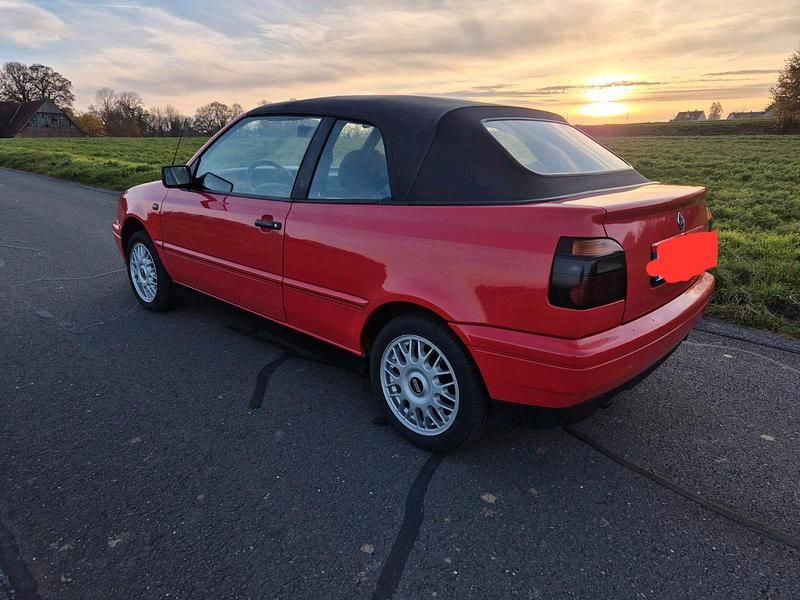 Rot Gebraucht 1996 VW Golf Cabriolet Karmann Cabrio | 3.990 € (Etwas zu teuer) - Bild 1/4