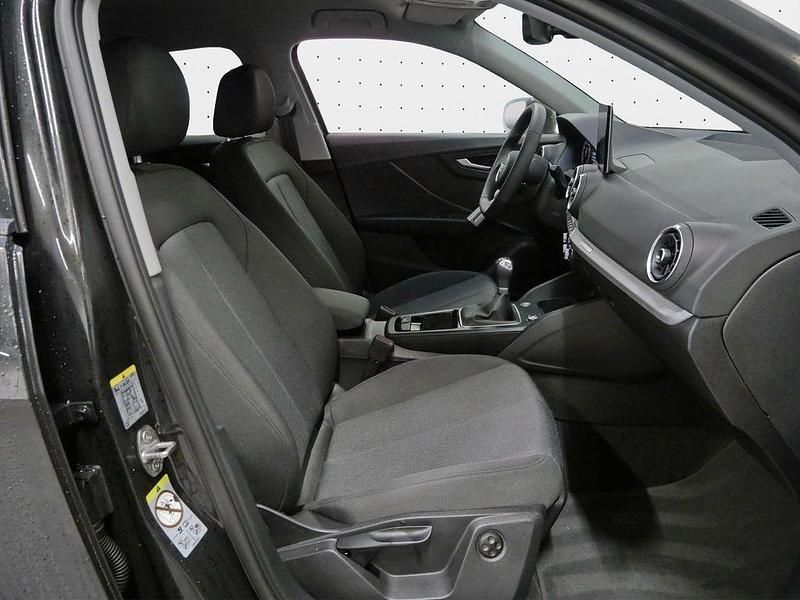 Gebraucht Audi Q2 Advanced 116 PS (85 kW) 2025 Mythosschwarz metallic SUV