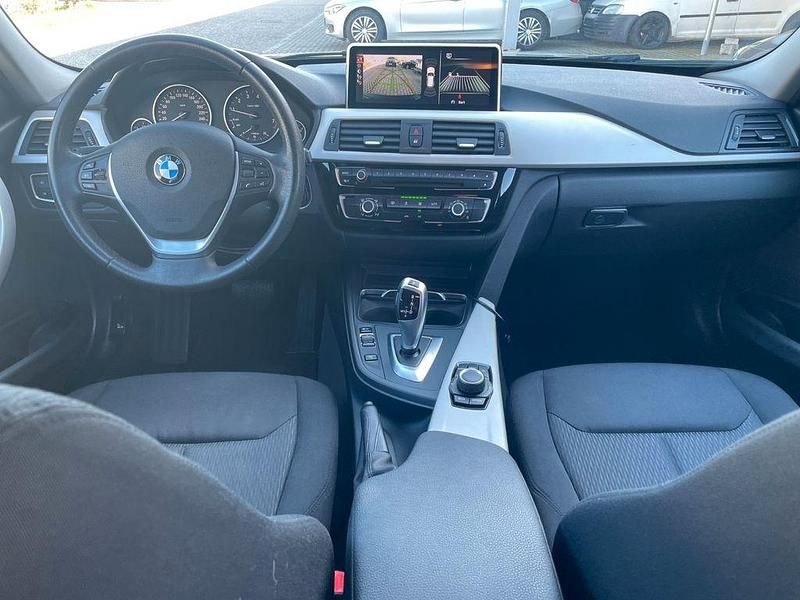 Gebraucht BMW 318 Advantage 136 PS (100 kW) 2017 Schwarz Kombi