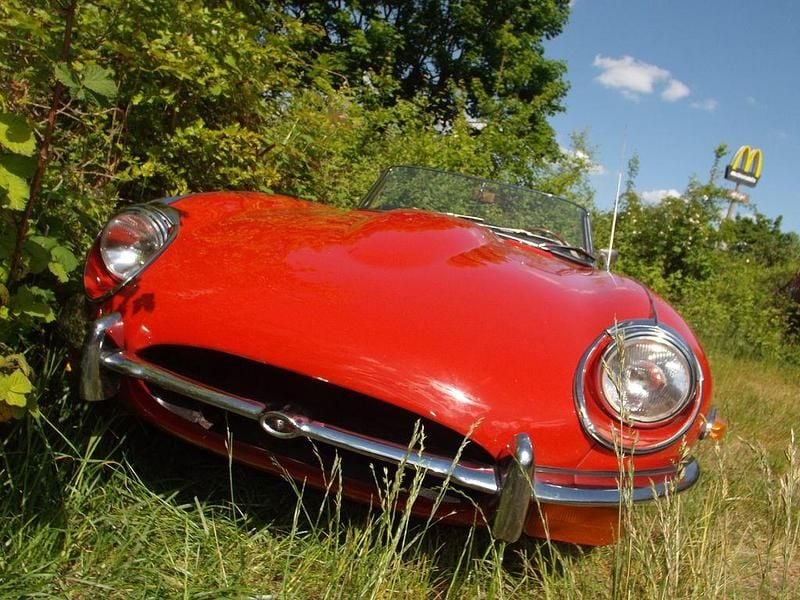 Gebraucht Jaguar E-Type 209 PS (153 kW) 1970 Rot Cabrio