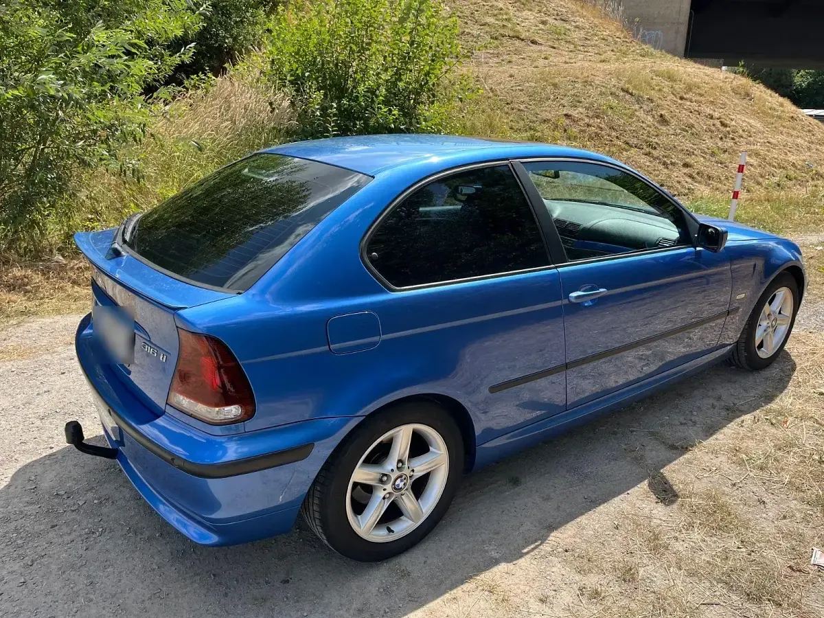 Gebraucht BMW 316 Performance 116 PS (85 kW) 2004 Blau Limousine