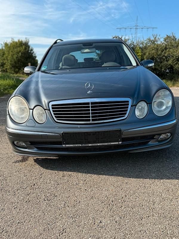 Gebraucht 2006 Mercedes E220 Kombi | 1.800 € (Superpreis) - Bild 1/4