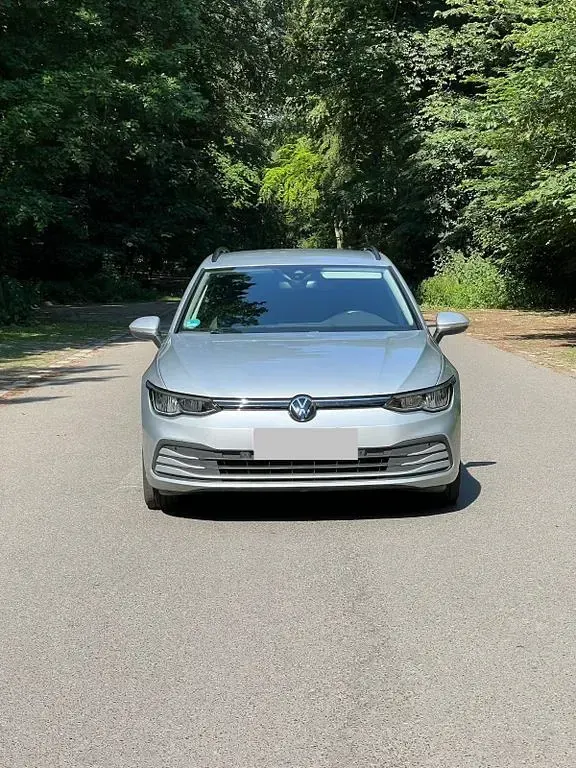 Gebraucht VW Golf VIII Life 116 PS (85 kW) 2022 Grau Kombi