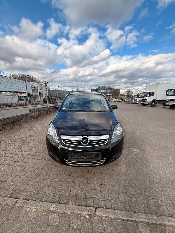 Gebraucht Opel Zafira 111 PS (81 kW) 2011 Schwarz Van / Kleinbus