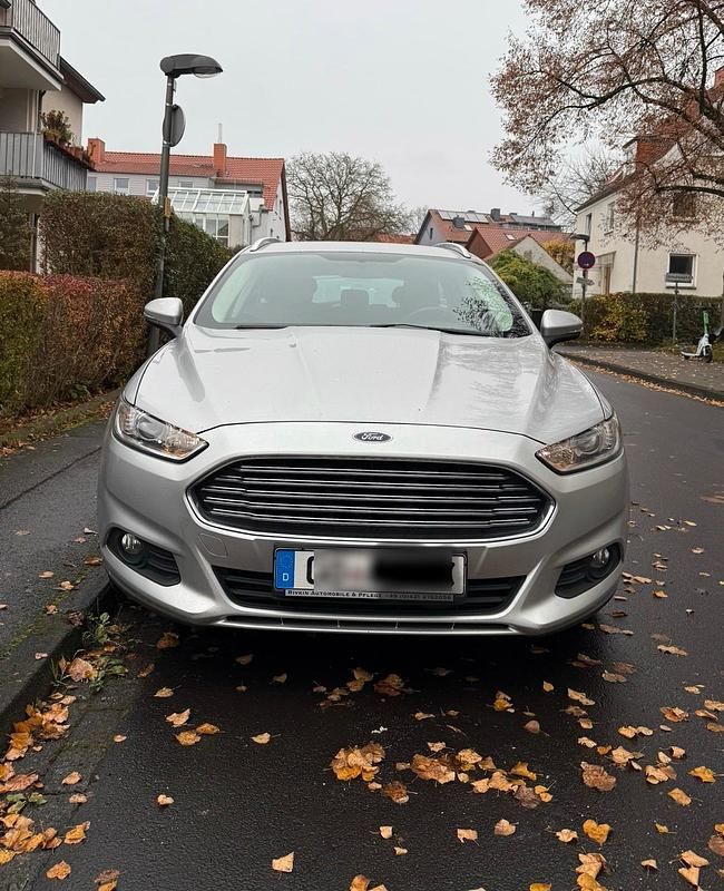 Grau Gebraucht 2017 Ford Mondeo Kombi | 10.000 € (Superpreis) - Bild 1/4
