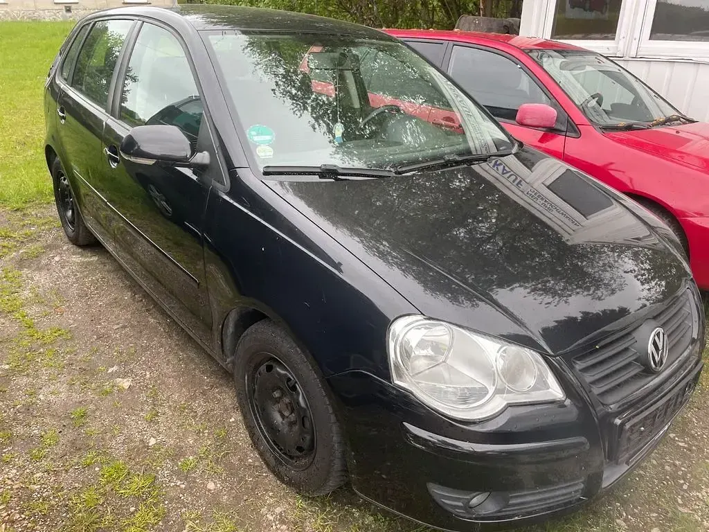Second-hand VW Polo United 69 CP (50 kW) 2009 Negru Hatchback