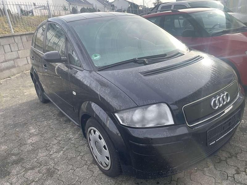 Second-hand Audi A2 75 CP (55 kW) 2002 Negru Hatchback