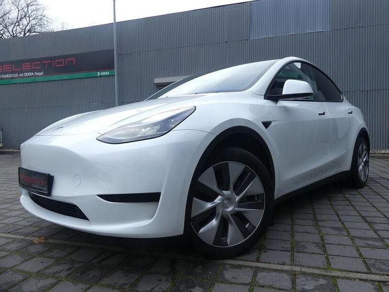 Gebraucht Tesla Model Y 219 kW (299 PS) 2024 Weiss SUV