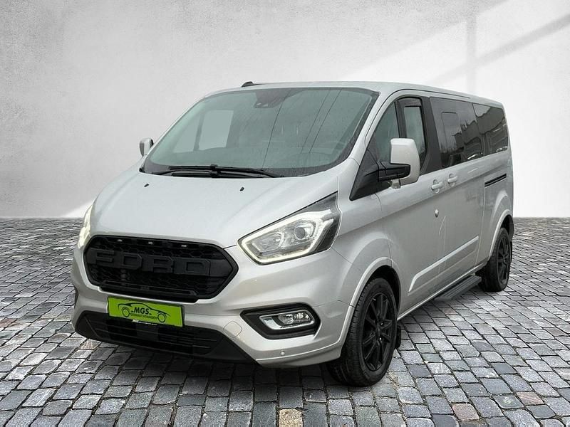 Gebraucht Ford Tourneo Titanium X 150 PS (110 kW) 2023 Polarsilber metallic Van / Kleinbus