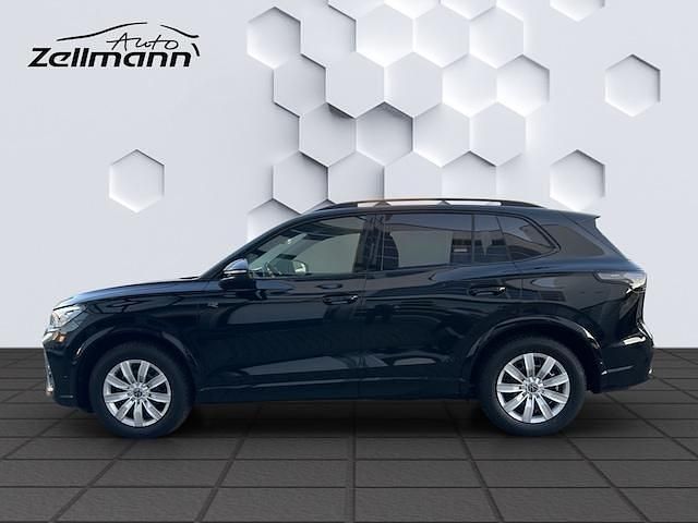 Gebraucht VW Tiguan R-line 150 PS (110 kW) 2025 Schwarz SUV