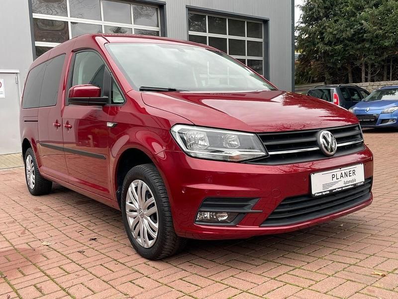 Gebraucht VW Caddy Maxi 131 PS (96 kW) 2018 Rot Van / Kleinbus