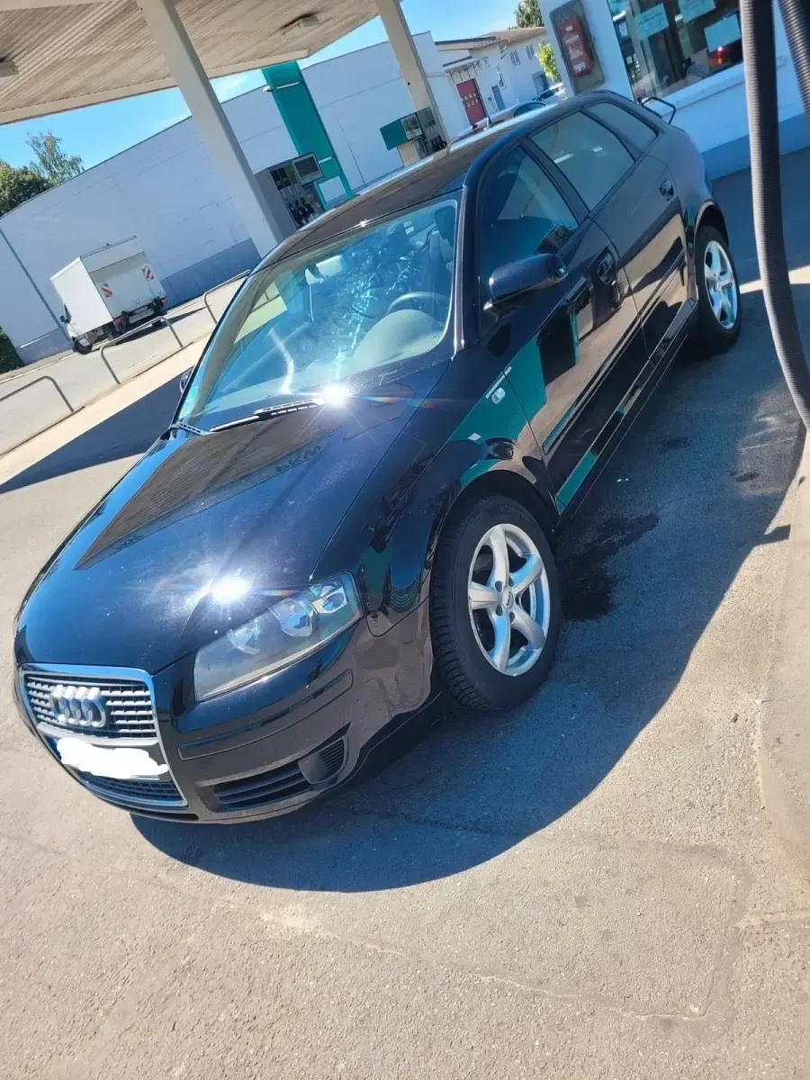 Gebraucht Audi A3 102 PS (75 kW) 2006 Schwarz Kleinwagen