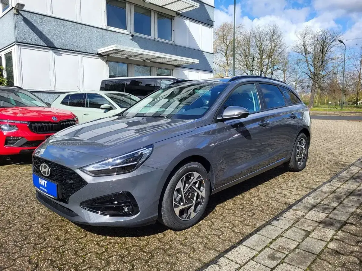Neu Hyundai i30 GO! 150 PS (110 kW) 2026 Ecotronic grey mineraleffekt Kombi